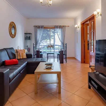 Apartment Authentic 2bdr W/pool By Lovelystay *